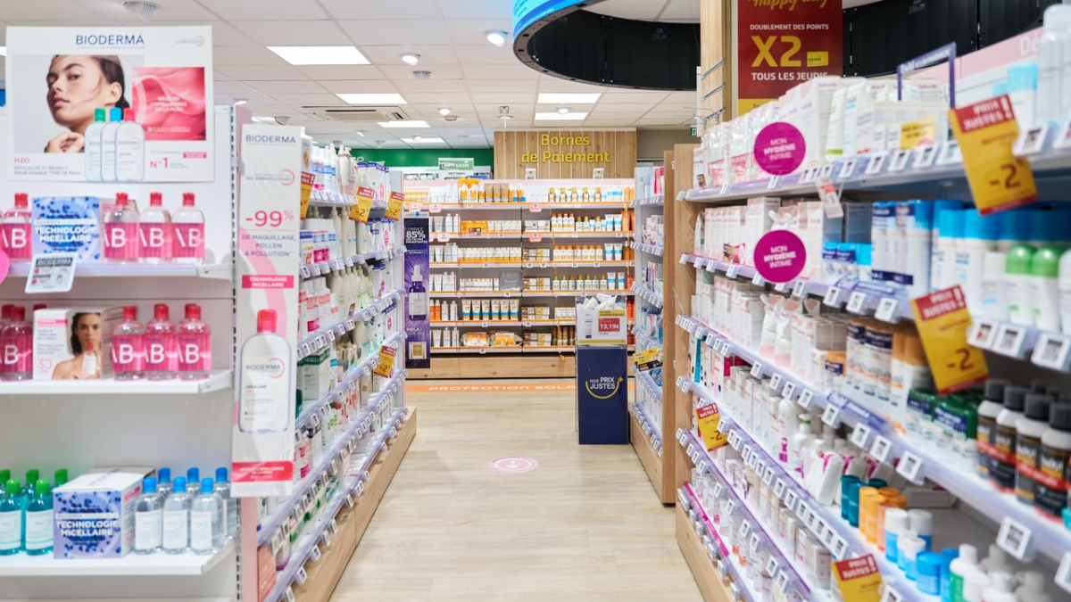 Agencement intérieur d'une pharmacie Univers Pharmacie